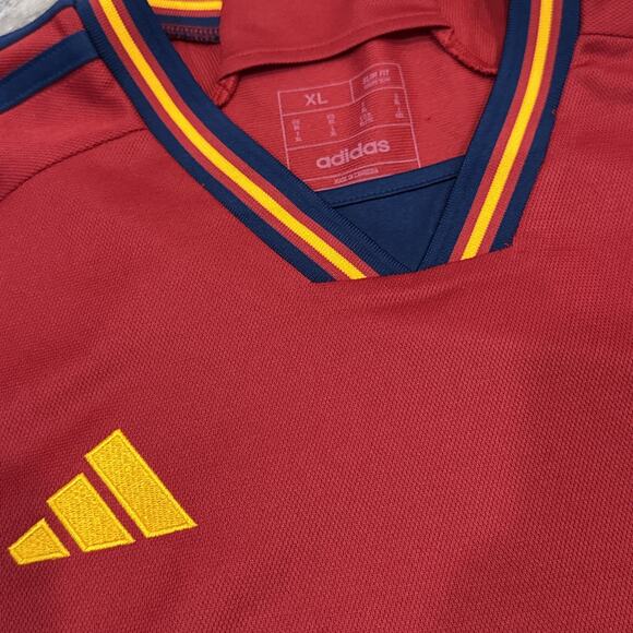 2022/23 Spain Home Jersey adidas Kit Size XL - Picture 3 of 8